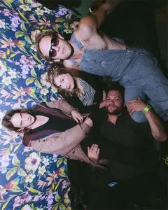 Broncho - Bad Behavior (2018) {Park The Van}