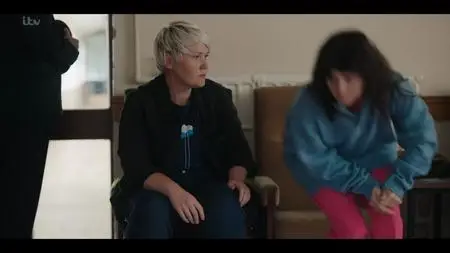 Holding S01E04