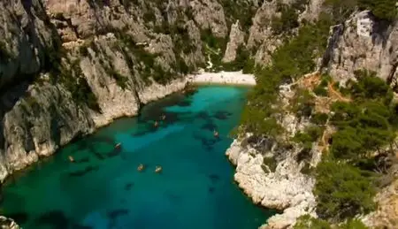 (Fr3) Les calanques. Secrets, légendes et merveilles (2011)