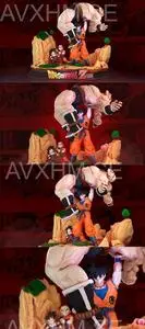Goku and Nappa Diorama from Dragon ball