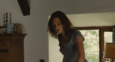 Un amour de jeunesse / Goodbye First Love (2011)