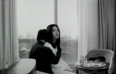 Hong Sang-soo - Oh! Soo-jung ('Virgin Stripped Bare by Her Bachelors') (2000)