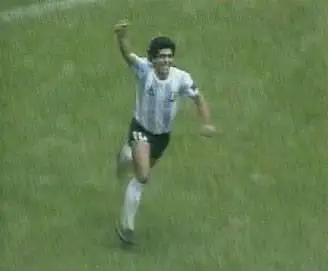 Diego Maradona - El Dios del gol