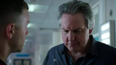 Holby City S20E39