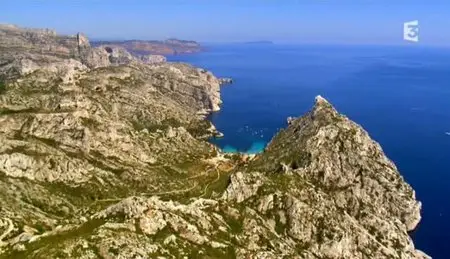 (Fr3) Les calanques. Secrets, légendes et merveilles (2011)