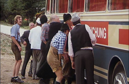 Unterm Dirndl wird gejodelt (1974) 
