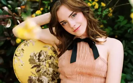 Emma Watson- New High Quality Pictures
