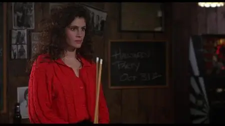 Mystic Pizza (1988)