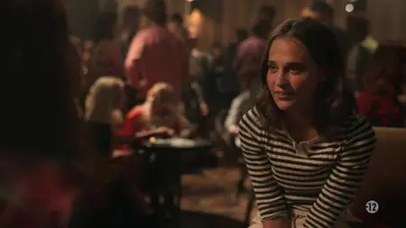 Irma Vep S01E02