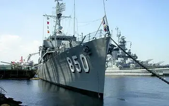 Destroyer USS Joseph P. Kennedy, DD-850 Walk Around