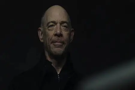 Counterpart S01E01 (2017)