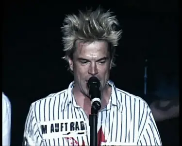 Die Toten Hosen - En Missión del Senor... Live in Buenos Aires (25.3.2000)