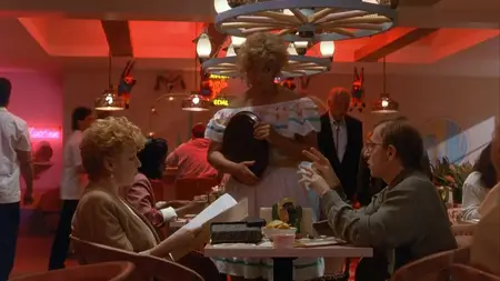 Scenes from a Mall (1991)