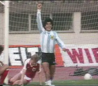 Diego Maradona - El Dios del gol