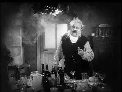 The Last Laugh / Der letzte Mann (1924) [Masters of Cinema #23] [Re-UP]