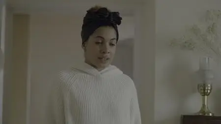 Dead Hot S01E06