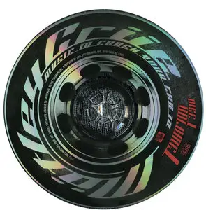 Mötley Crüe - Music To Crash Your Car To - Volume I (2003)