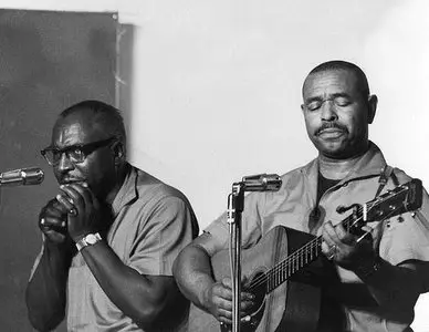 Brownie McGhee & Sonny Terry - At the 2nd Fret (1962) [Digital Remastering 1993] [Re-Up]