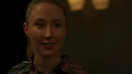Chloe S01E02