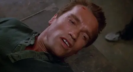 Commando (1985)