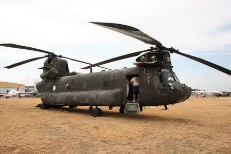 Ch-47D (92-0309) Chinook Walk Around 