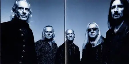 Uriah Heep - Living The Dream (2018)