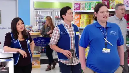 Superstore S04E01