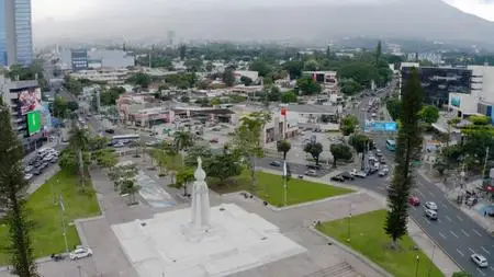Wild El Salvador: In the Shadow of the Volcanoes (2023)