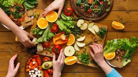"Women'S Nutrition, Comprehensive Guide To Hormonal Balance"