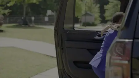 She the People S01E01