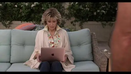 Grace and Frankie S05E11