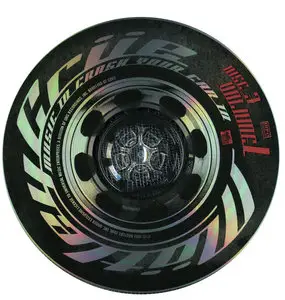 Mötley Crüe - Music To Crash Your Car To - Volume I (2003)