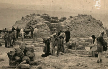 Qumran et les manuscrits de la mer Morte (2005)