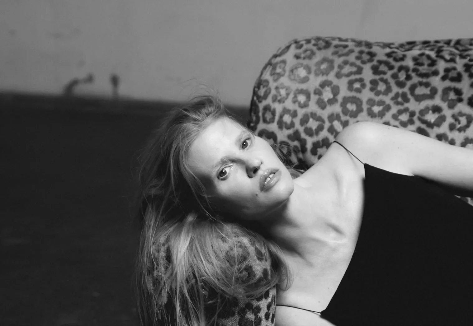 Lara Stone by Vito Fernicola for Harper’s Bazaar France November 2025