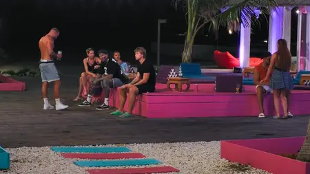 Love S04E13