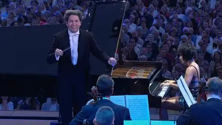 Gustavo Dudamel, Wiener Philharmoniker, Yuja Wang - Sommernachtskonzert 2019 [Blu-Ray]