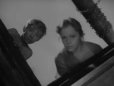 Ivanovo detstvo / Ivan's Childhood (1962) [The Criterion Collection]