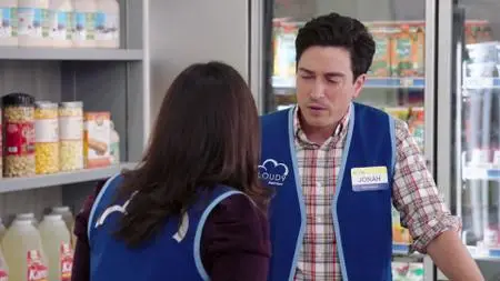 Superstore S04E01