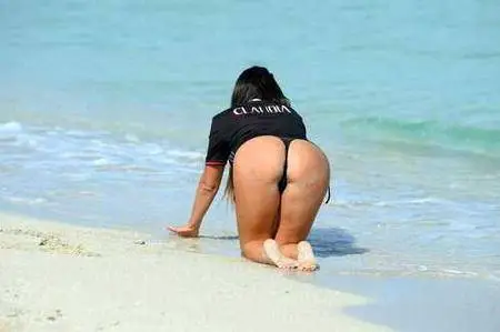 Claudia Romani - Love for AC Milan,Miami February 2, 2017