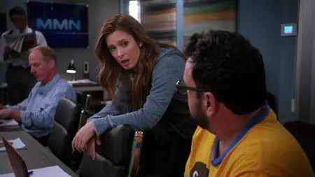 Great News S02E11