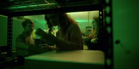 Circuit Breakers S01E05
