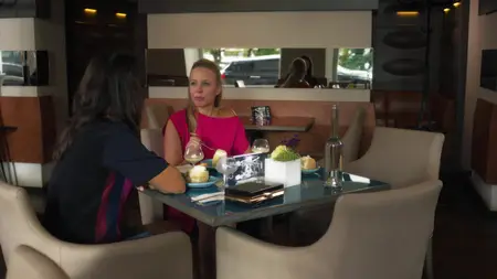 Suburbia - Women on the Edge S04E02