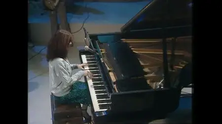 BBC - Kate Bush at the BBC (1979)