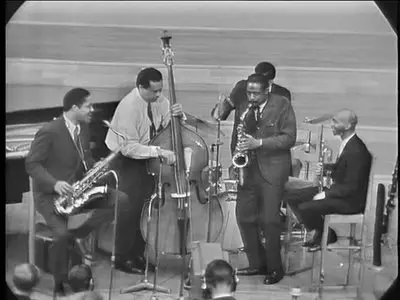 Charles Mingus - Live In '64. Jazz Icons (2007) [DVD9] {Reelin' In The Years} [repost]