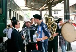 MP3 Everything is illuminated OST