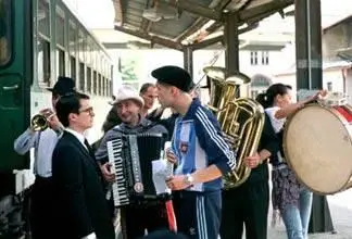 MP3 Everything is illuminated OST