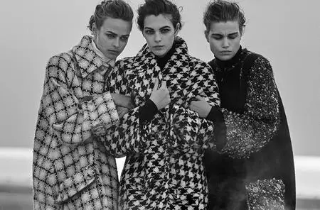 Luna Bijl, Vittoria Ceretti & Birgit Kos by Peter Lindbergh for Vogue Germany July 2019