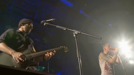 Linkin Park - Waiting For The End Live at NYC
