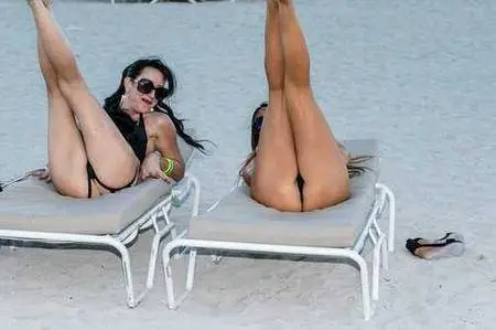 Claudia Romani and Bella Bond in Bikini on Miami Beach January 15, 2018