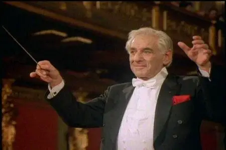 Bernstein Conducts Bernstein: Divertimento; Serenade; Symphony No. 2 'The Age of Anxiety' (2008/1984/1986)